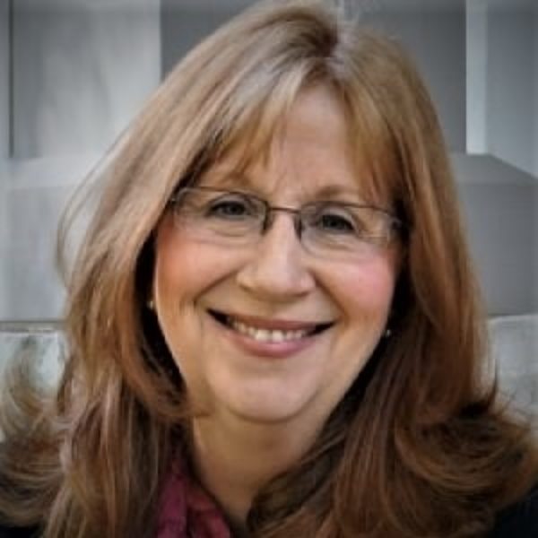 Photo of Pam Weiss
