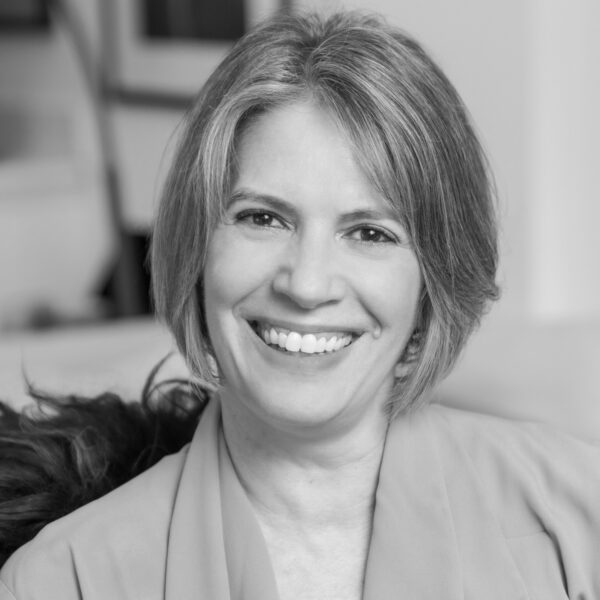 Photo of Kelly Hoey